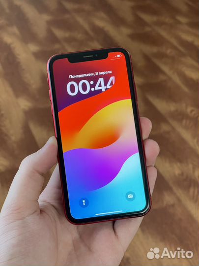 iPhone Xr, 64 ГБ