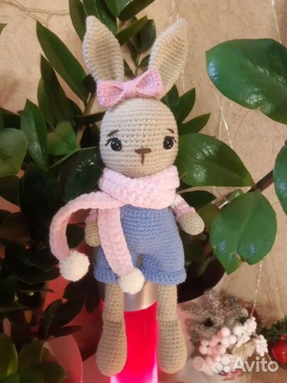 Мягкая игрушка заяц