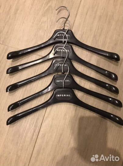 Вешалки плечики