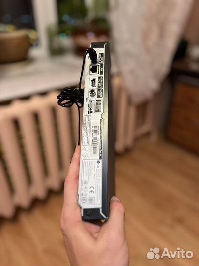 Видеопроигрывател blu-ray 3d LG