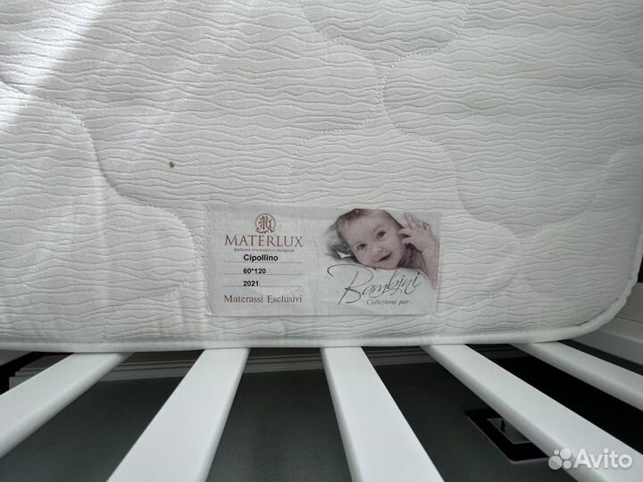 Детская кроватка