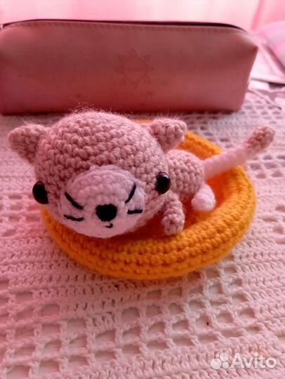 Милые вязаные игрушки амигуруми ручной работы