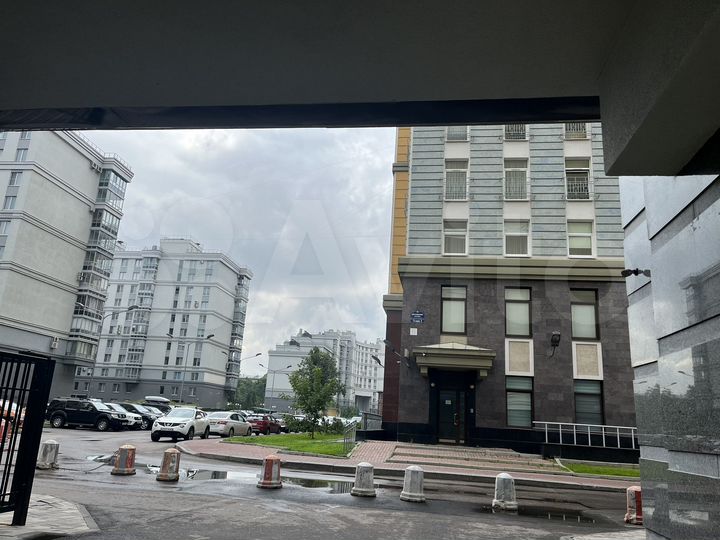 Машиноместо, 14 м²