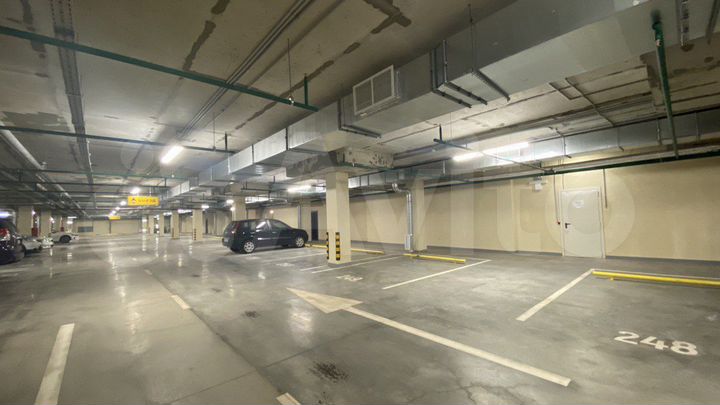 Машиноместо, 14 м²