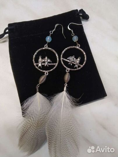 Серьги с перьями