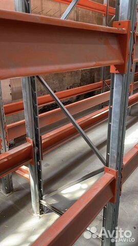 Стеллажи фронтальные