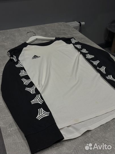 Лонгслив adidas