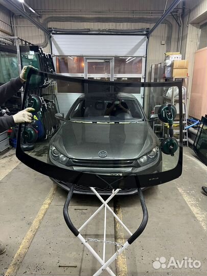 Лобовое стекло Фольксваген Сцирокко