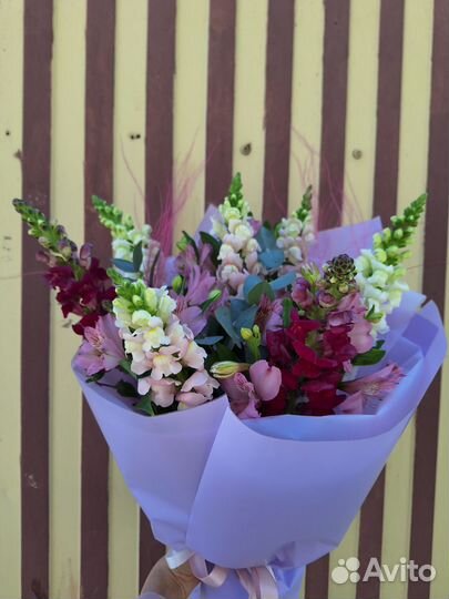 Живые цветы букеты
