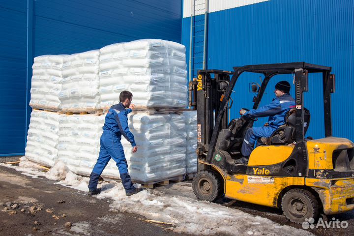 Водитель вилочного погрузчика