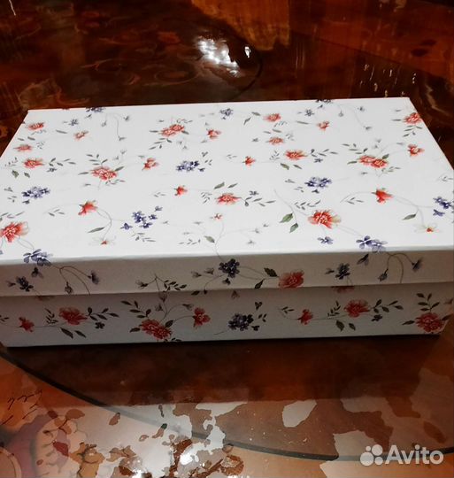 Менажница фарфоровая