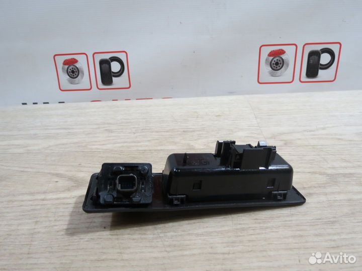 Кнопка открывания багажника с камерой Bmw X4 F26