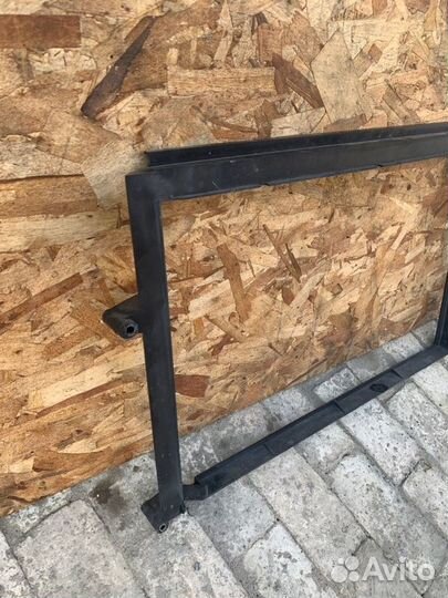 Рамка радиатора Volvo Xc 90 3.2 B6324S 2006-2014