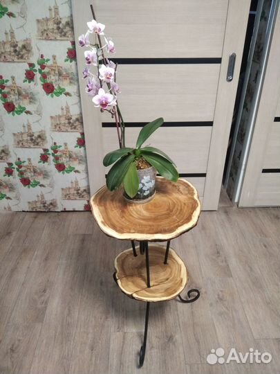 Журнальный столик