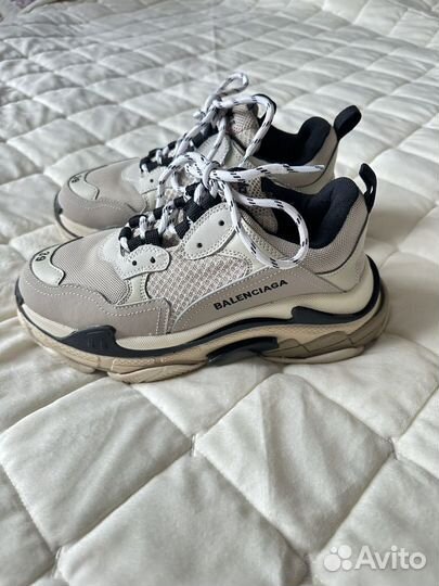 Кроссовки Balenciaga triple s. Размер 39