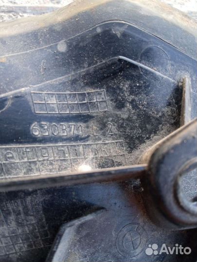 BMW G30 31 водосток крышки багажника