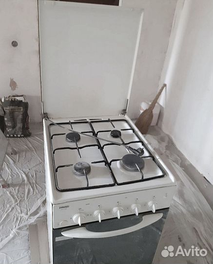 Плита газовая Зануси