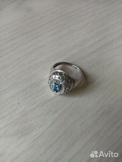 Серебряное кольцо