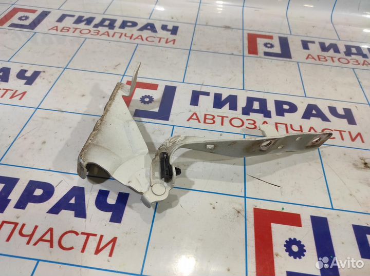 Петля капота правая Ssang Yong Actyon New 61820340