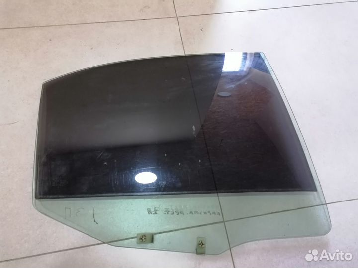 Стекло двери задней правой для Mitsubishi Carisma