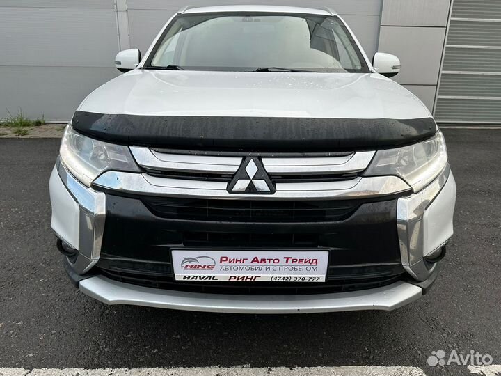 Mitsubishi Outlander 2 CVT, 2015, 307 400 км