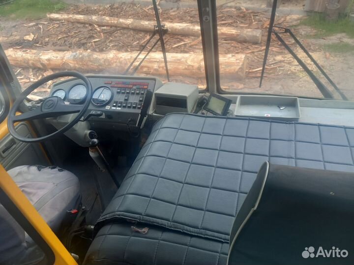 Запчасти на автобус паз