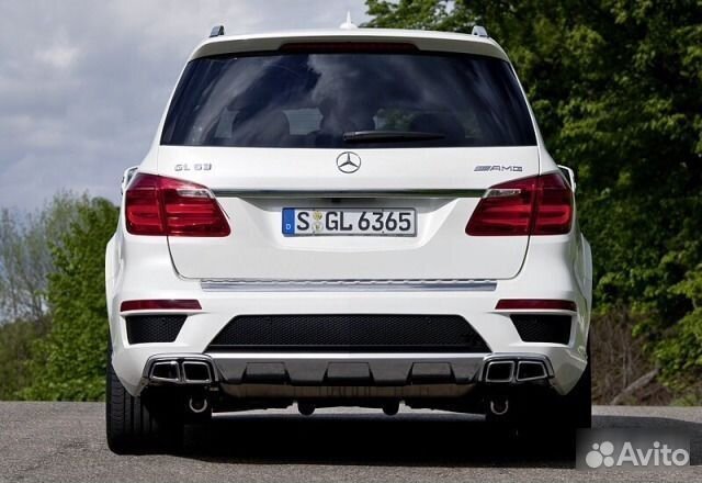 Юбка и насадки бампера задняя Mercedes Gl