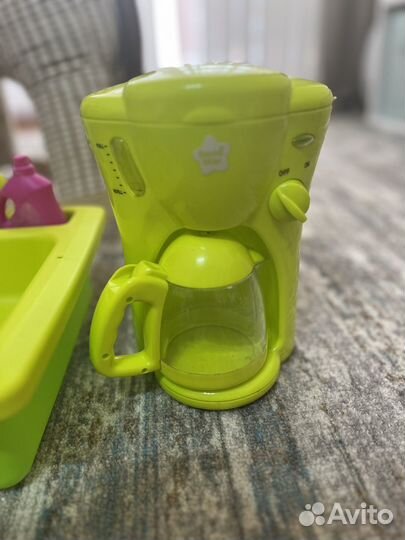 Детская раковина с водой