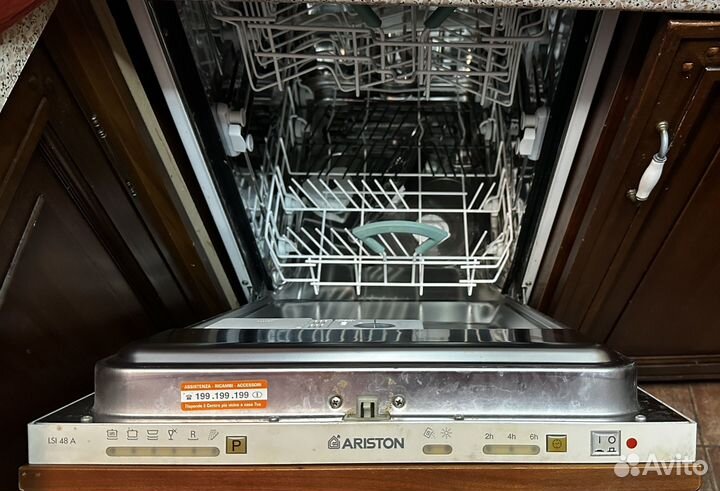 Посудомоечная машина Ariston LSI 48A