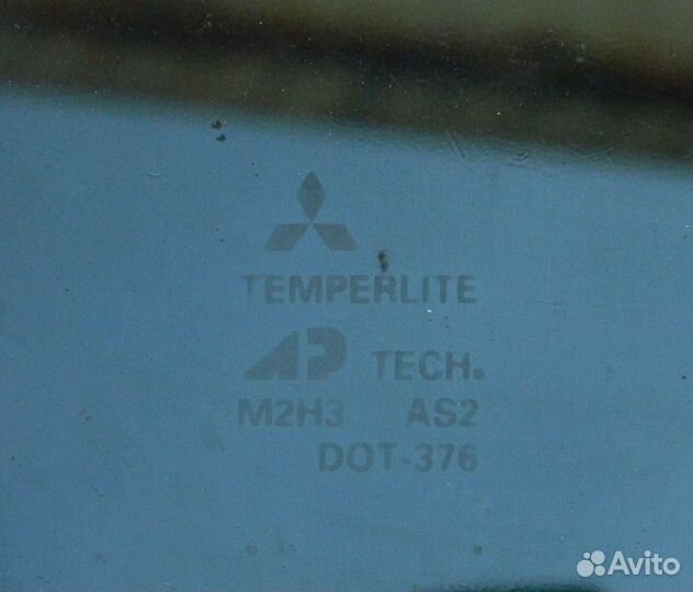 Форточка двери задней правой Mitsubishi Galant 8