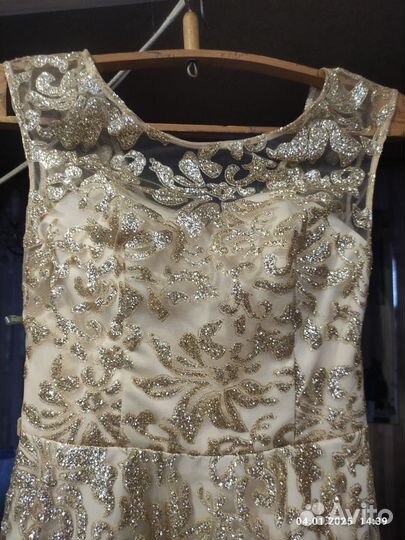 Вечернее платье