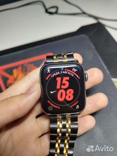 Apple Watch SE 44mm