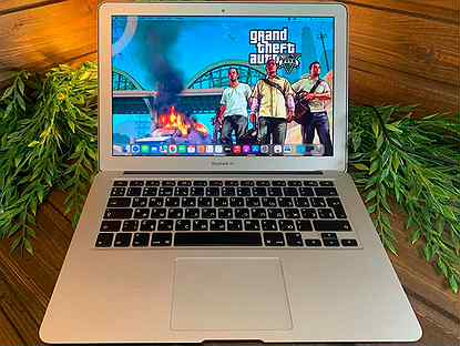 MacBook (I5/8Gb/HD Graphics 6000)