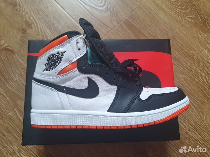 Кроссовки Nike Air Jordan 1 High Electro Orange