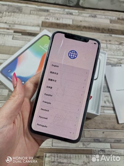 Телефон iPhone 10 64gb