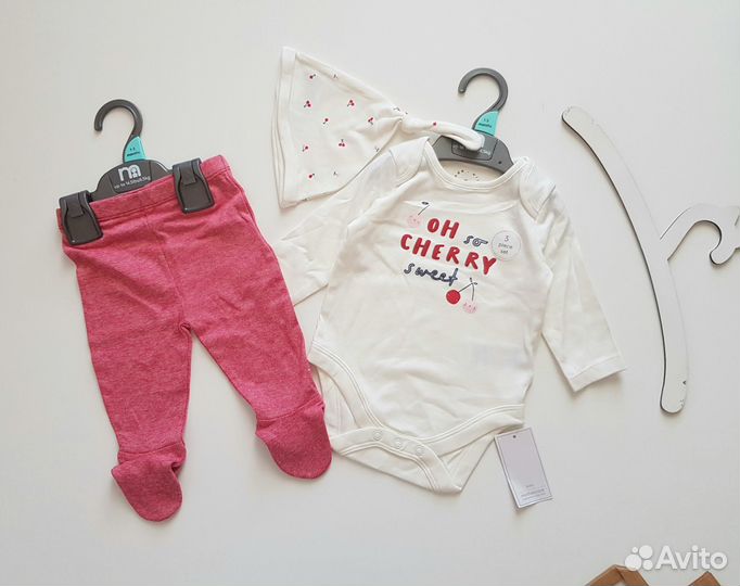 Комплект на выписку Mothercare Англия 1-3мес