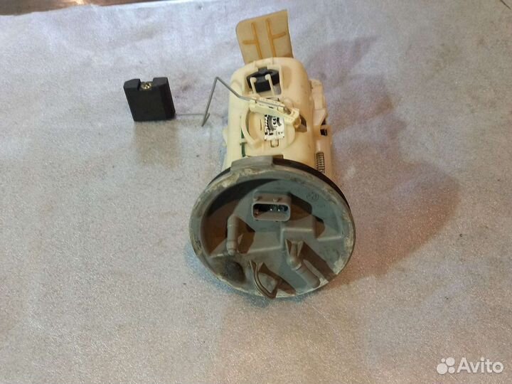 Топливный насос BMW3 E46