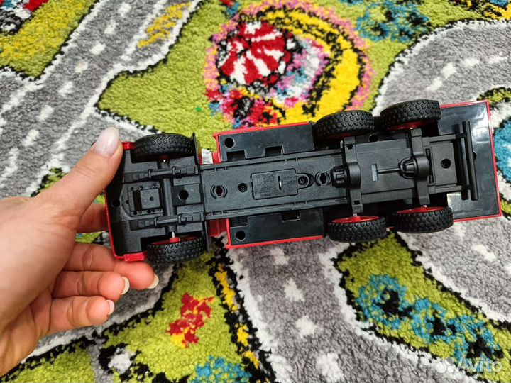 Пожарная машина игрушка