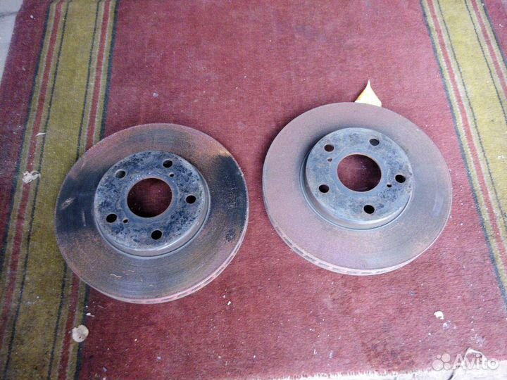 Тормозные диски voxy / noah azr60