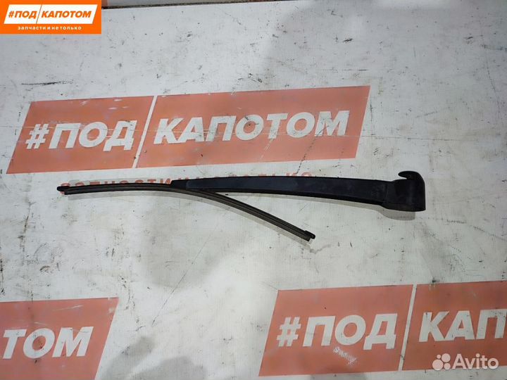 Щеткодержатель задний Volkswagen Tiguan 2010