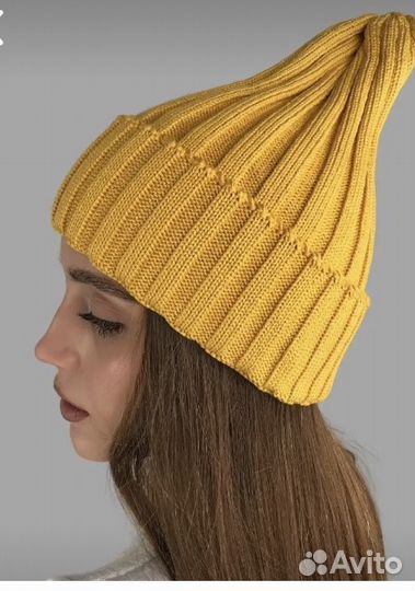 Женская шапка