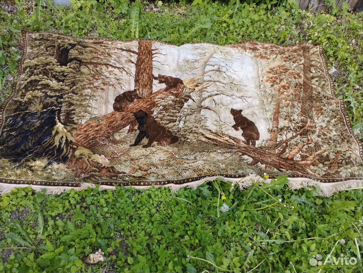 Ковëр Мишки в лесу