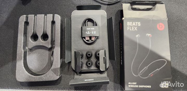 Наушники Beats flex черные