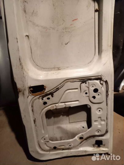 Дверь задняя правая LADA largus
