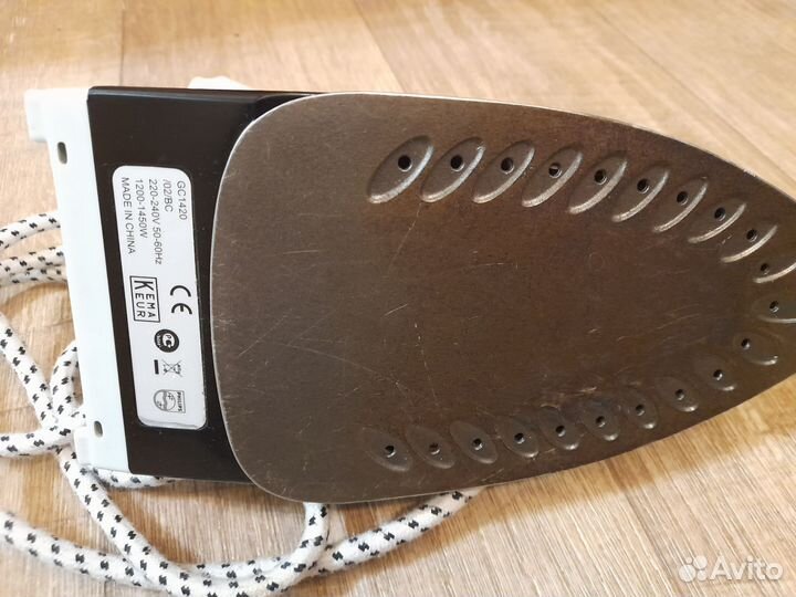 Утюг Philips GC 1420