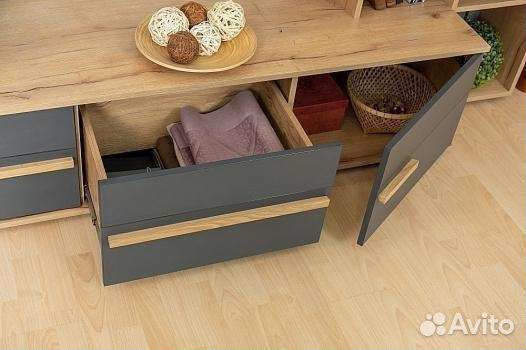 Тумба для тв длинная Crown 3