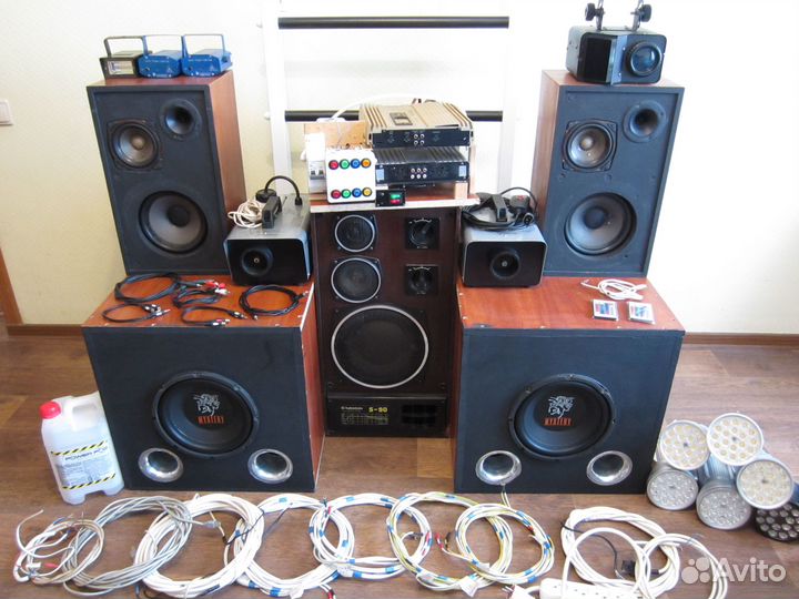 Колонки сабвуферы усилители свет дым
