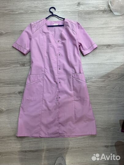 Форма для мастера маникюра