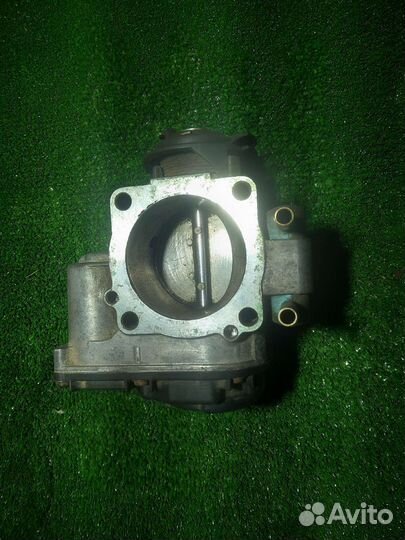 Дроссельная заслонка 1.6 AFT Polo 3 Passat b4