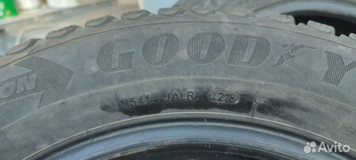 Goodyear Cargo Ultra Grip 225/60 R17